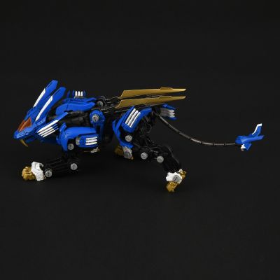 REALIZE MODEL  RMZ-01 超重剑长牙狮