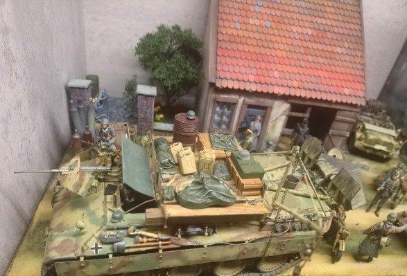 35295 1/35 德国 猎虎 重型坦克歼击车 初期生产型
