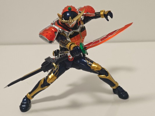 S.H.Figuarts（真骨雕制法）假面骑士铠武 橙子武装