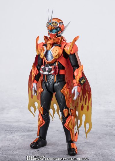S.H.Figuarts 假面骑士烈焰歌查德破晓 / 歌查德破晓 蒸汽蝗虫