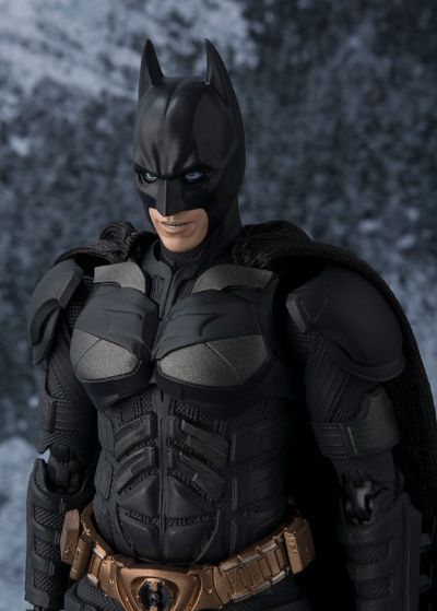 S.H.Figuarts 黑暗骑士 蝙蝠侠