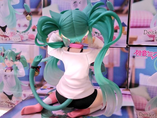 Desktop Cute玩具人偶 初音未来~猫耳长袖衣~