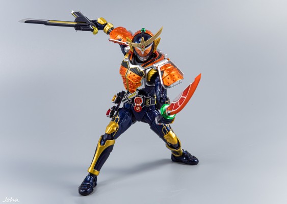 S.H.Figuarts（真骨雕制法）假面骑士铠武 橙子武装