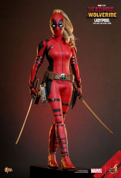 MMS747 死侍与金刚狼 女死侍