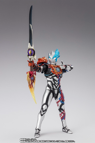 S.H.Figuarts 布莱泽奥特曼 法多兰盔甲