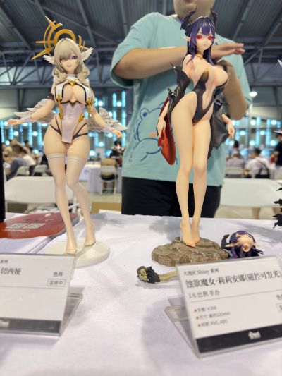 胜利女神：妮姬 露菲