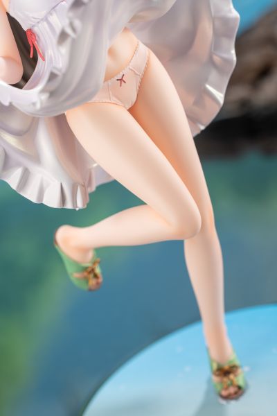 杂志封面少女 彩濑凉子