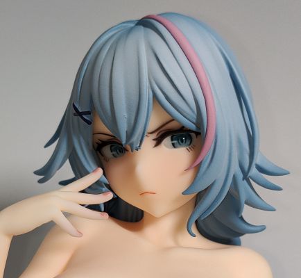 肉感少女 一脸轻蔑的学校泳装丝袜间宫桑