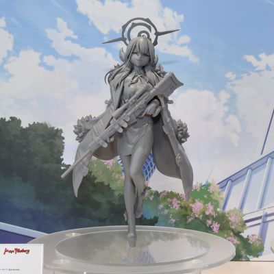 陆八魔爱瑠