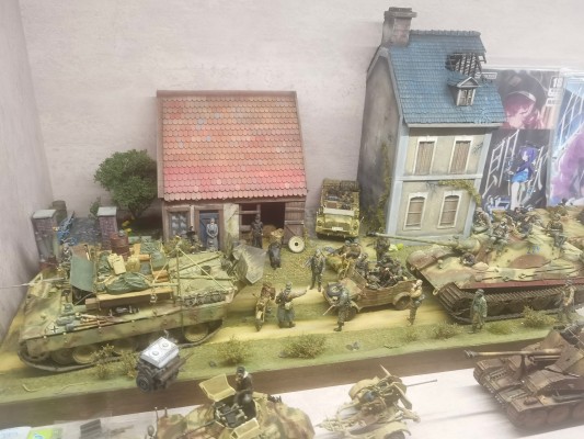 35295 1/35 德国 猎虎 重型坦克歼击车 初期生产型
