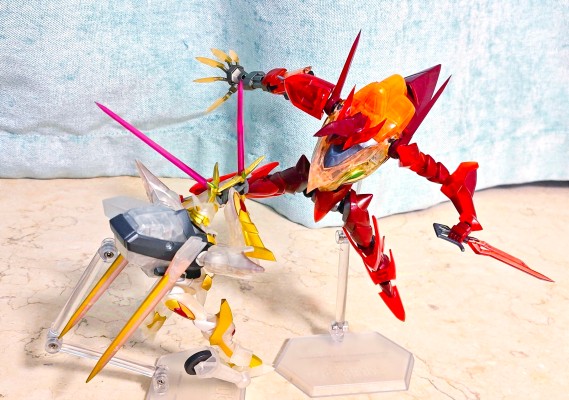 ROBOT魂〈SIDE KMF〉 CODE GEASS 叛逆的鲁鲁修 红莲圣天八极式