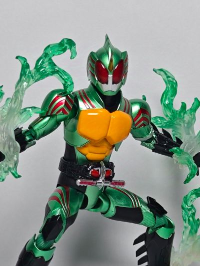S.H.Figuarts  假面骑士亚马逊欧米伽