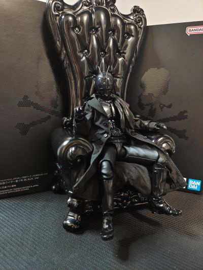 mastermind JAPAN x 假面骑士50周年纪念合作 S.H.Figuarts(真骨雕制法) 假面骑士新1号 黑色