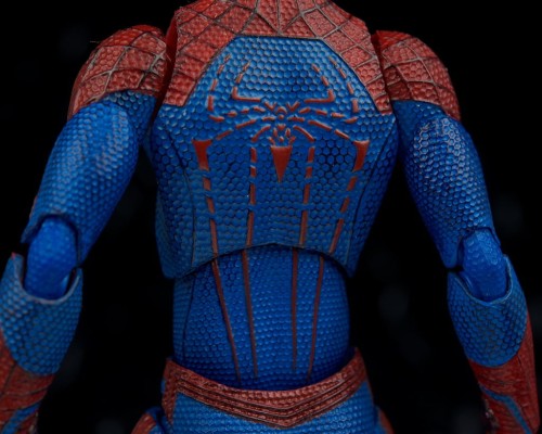 MAFEX 编号001 超凡蜘蛛侠