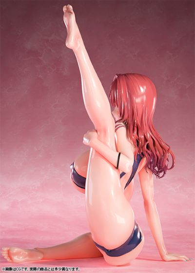 巨乳人妻和秘密的游泳室 胭脂