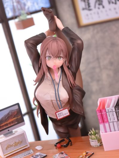 不想上班的OL酱 白衣版