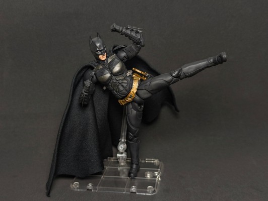 S.H.Figuarts 黑暗骑士 蝙蝠侠