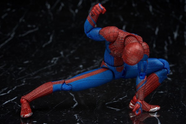 MAFEX 编号001 超凡蜘蛛侠