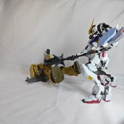METAL ROBOT魂＜机动战士系列＞  巴巴托斯高达（第一至第四形态）