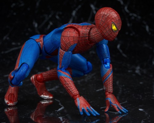 MAFEX 编号001 超凡蜘蛛侠
