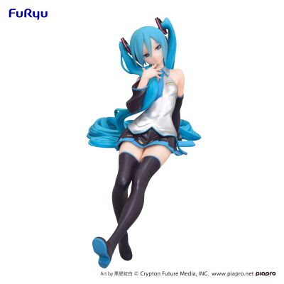 初音未来 压泡面人偶