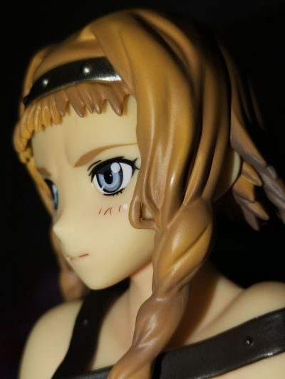 女皇之刃 蕾娜 2P Color Ver.