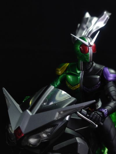 S.H.Figuarts  硬汉摩托（2017年的版本）