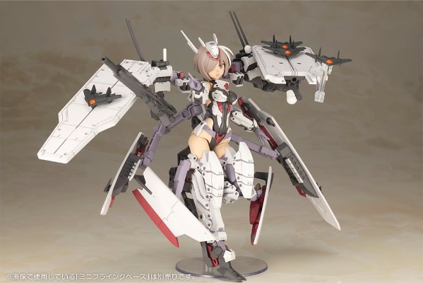 机甲少女 初云