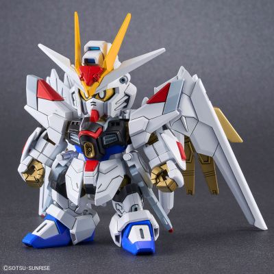 SD高达 CROSS SILHOUETTE 非凡强袭自由高达