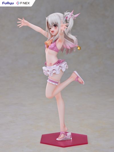 魔法少女伊莉雅 伊莉雅丝菲尔・冯・爱因兹贝伦 泳装