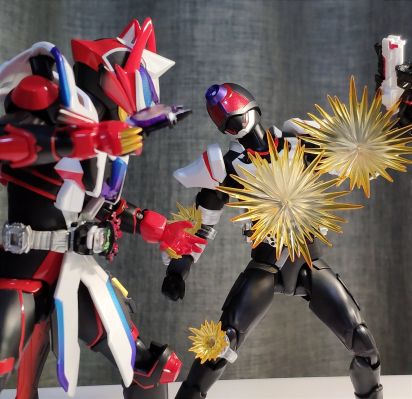 S.H.Figuarts   假面骑士娜猫 节拍形态
