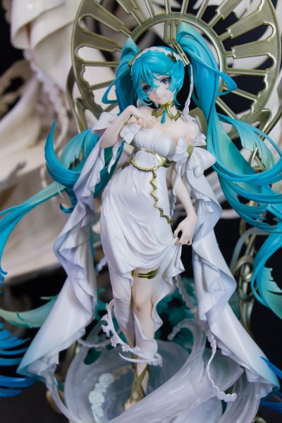 初音未来 feat. 米山舞