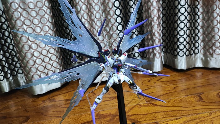 METAL ROBOT魂 机动战士高达SEED Destiny ZGMF-X20A 强袭自由高达 光之翼＆光束特效套装