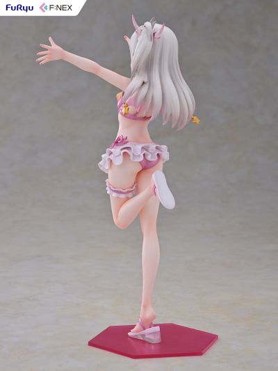 魔法少女伊莉雅 伊莉雅丝菲尔・冯・爱因兹贝伦 泳装