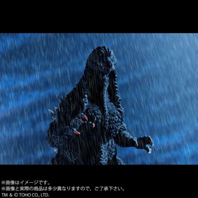 东宝30厘米系列 酒井祐司造型杰作 哥斯拉（2002）暴风雨中攻防