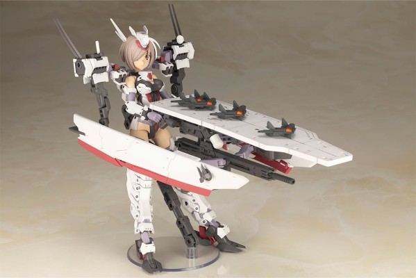 机甲少女 初云
