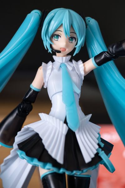 PLAMATEA 初音未来 16周年纪念款