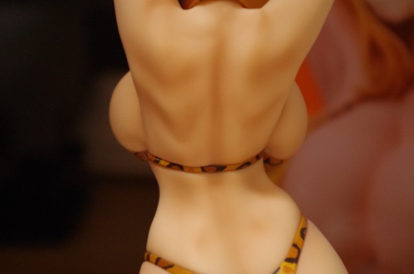 豹纹泳装