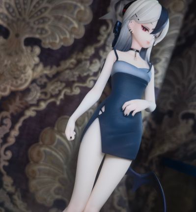 蔚蓝档案 鬼方佳代子 礼服