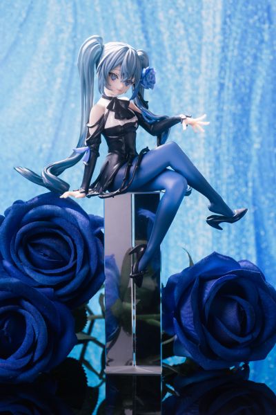 初音未来 压泡面人偶 花仙子系列—蓝玫瑰仙子—