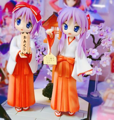 幸运星 柊 かがみ&柊司 New Year Shrine Miyazawa Ltd ver. 