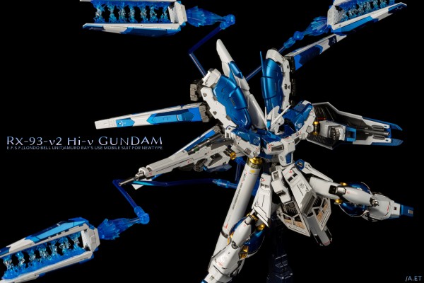 RG 1/144 高达基地专属商品  Hi-ν高达 [钛金质感]