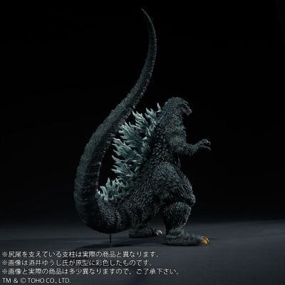 东宝30厘米系列 酒井祐司造型杰作 哥斯拉（2002）暴风雨中攻防