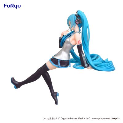 初音未来 压泡面人偶