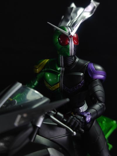 S.H.Figuarts  硬汉摩托（2017年的版本）