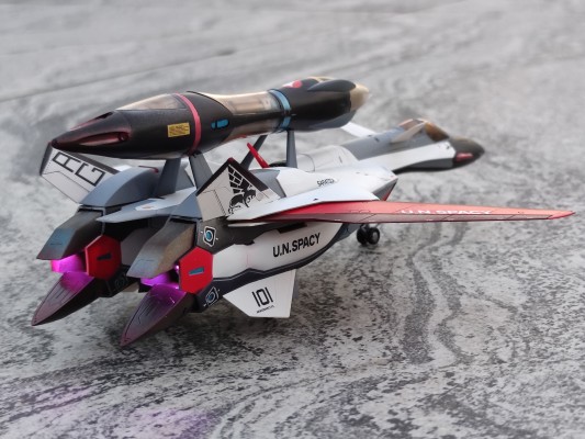 65885 超时空要塞 YF-19 附带高速装备+折跃推进器