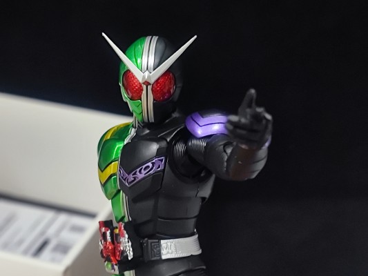 S.H.Figuarts  硬汉摩托
