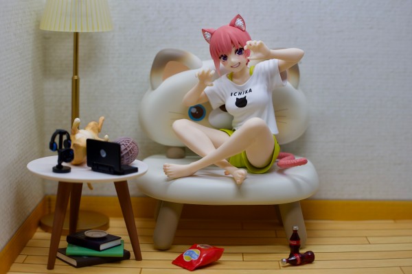 Desktop Cute 五等分的新娘∬ 中野四叶~猫咪居家服~