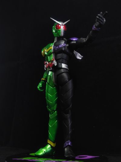 S.H.Figuarts  硬汉摩托