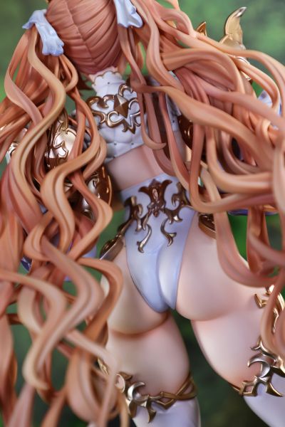 既然来了村里就别想走哟——蒂安娜妈妈的致命诱惑
